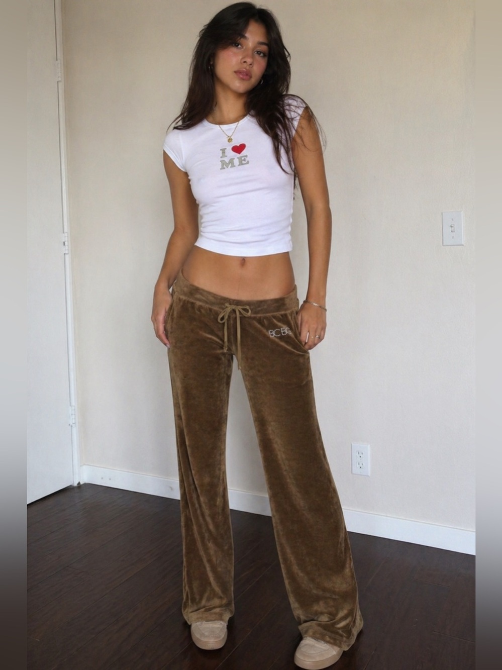 BCBGmaxazria Y2K Women's Velour Rhinestone Brown Low Rise Track Pants Size Large